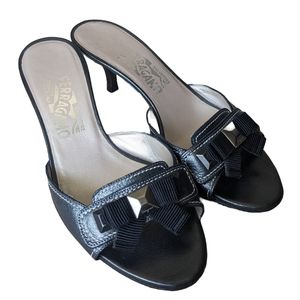 Ferragamo Sz 6.5D Black Bow Sandals Slide Leather Kitten Mule Vara Wide